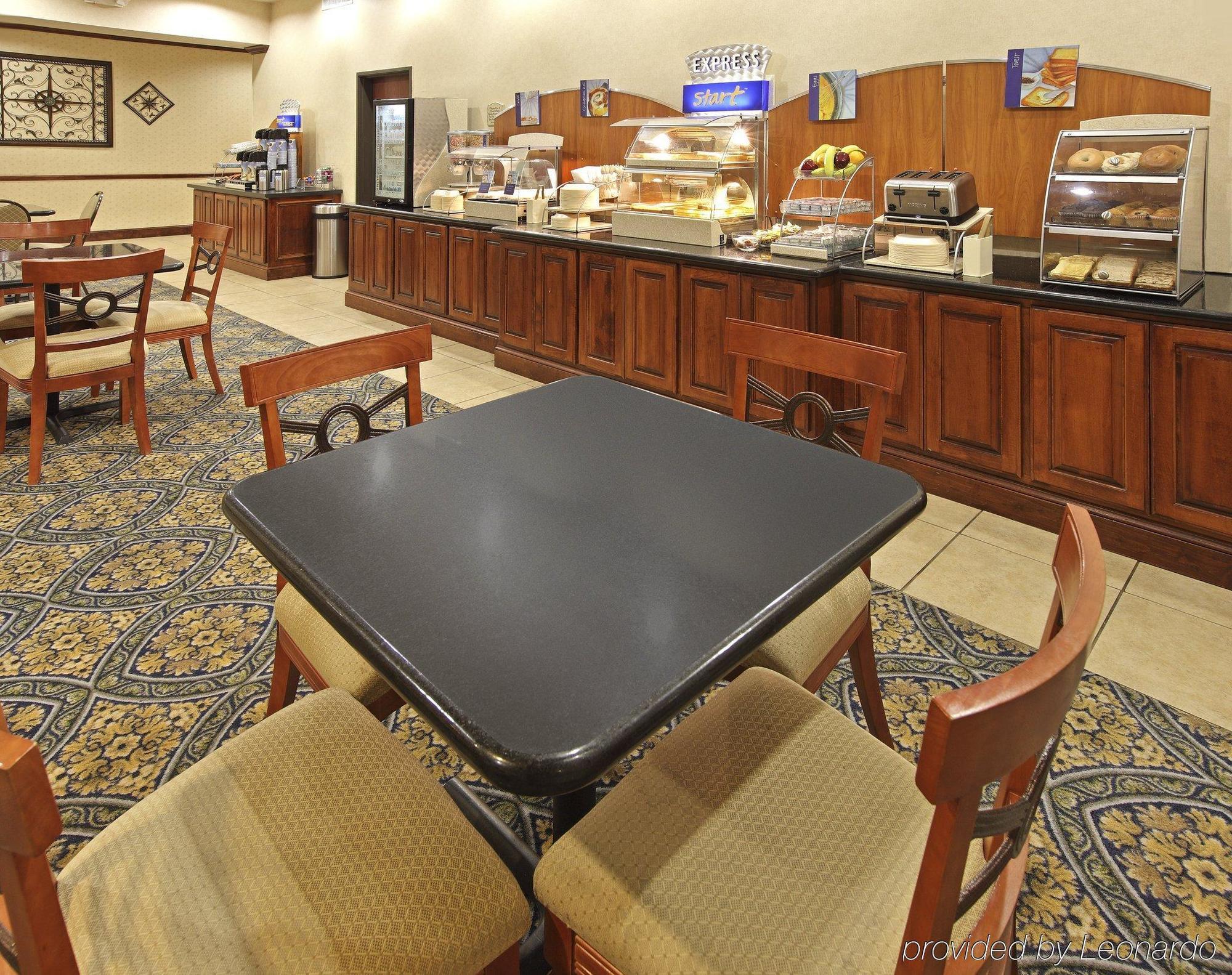 Holiday Inn Express Hotel & Suites Sherman Highway 75 By Ihg Esterno foto