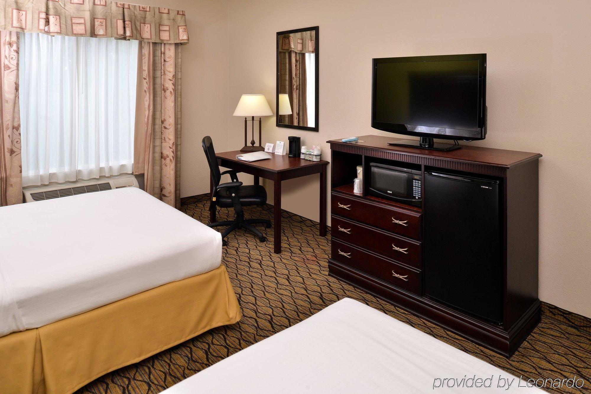 Holiday Inn Express Hotel & Suites Sherman Highway 75 By Ihg Esterno foto