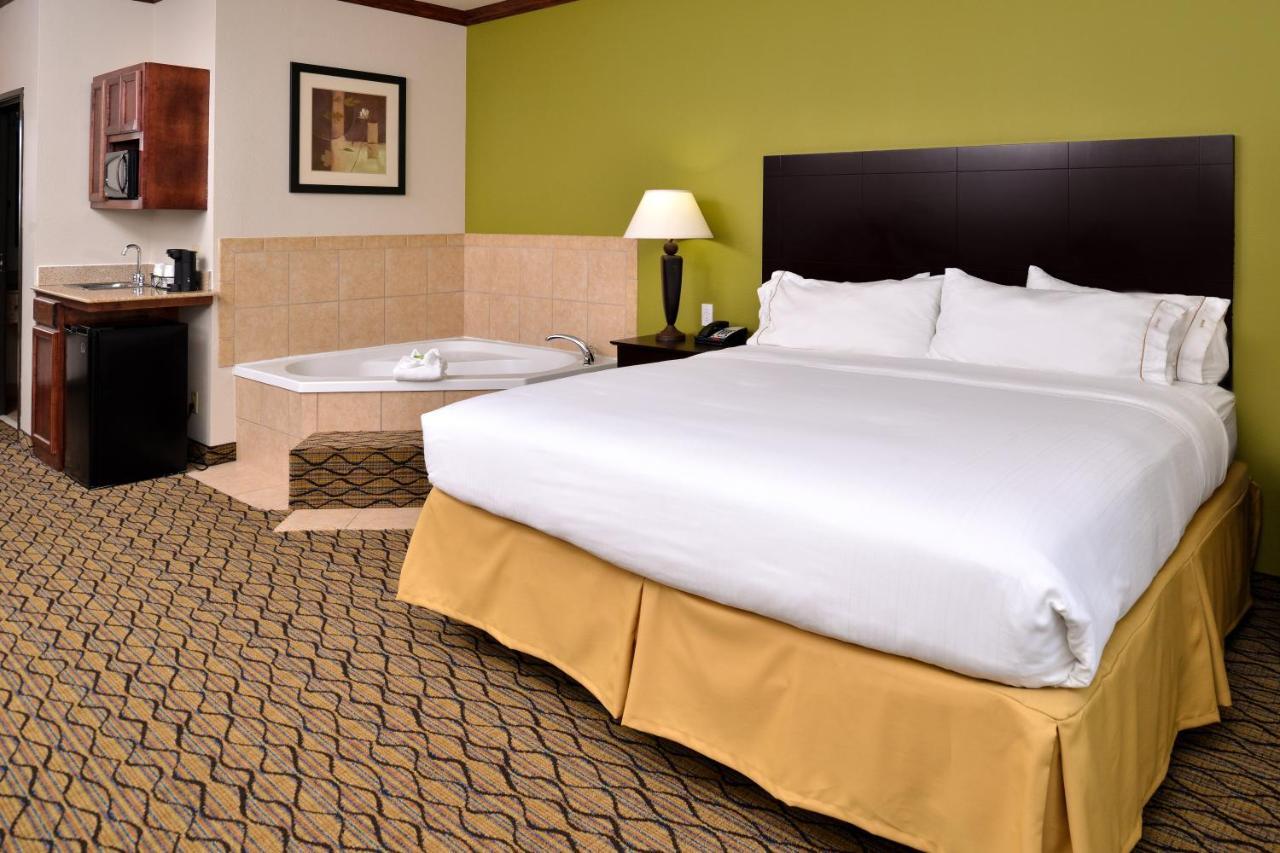 Holiday Inn Express Hotel & Suites Sherman Highway 75 By Ihg Esterno foto